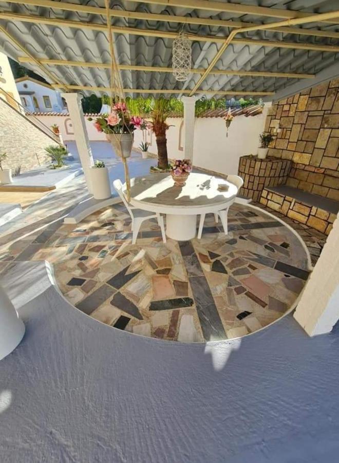 Loukia'S Studios And Apartments Paramonas  ภายนอก รูปภาพ